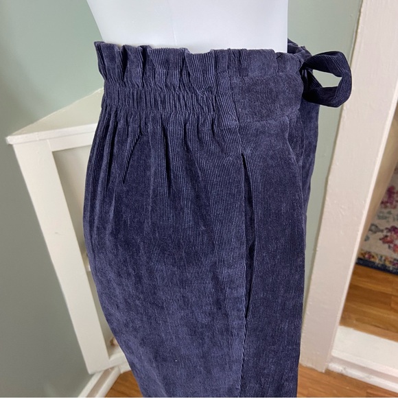 Everly navy blue corduroy small cropped wide leg Pants paper bag pleated - Picture 4 of 11